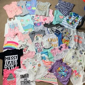 Girls 2t clothes